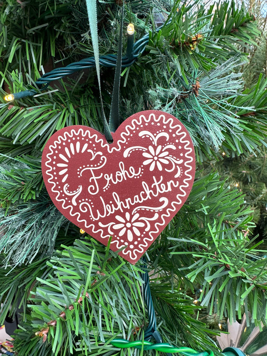 Heart Frohe Weihnachten Wood Ornament